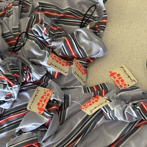 NWT Free People Tempo Mode Striped Sleeveless Muscle Tee Ruched Breathable - Picture 12 of 13